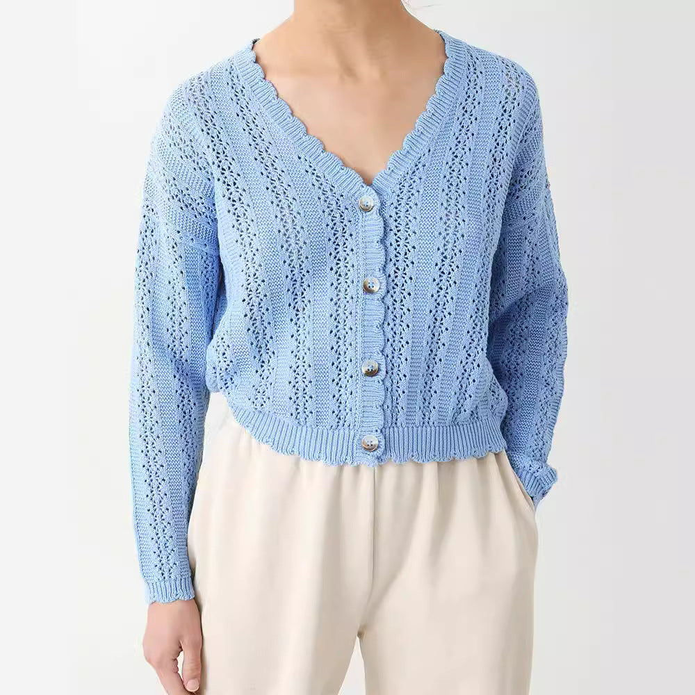 Cardigan tricot pour femmes avec volants féminins et détails de boutons Chic und Stil