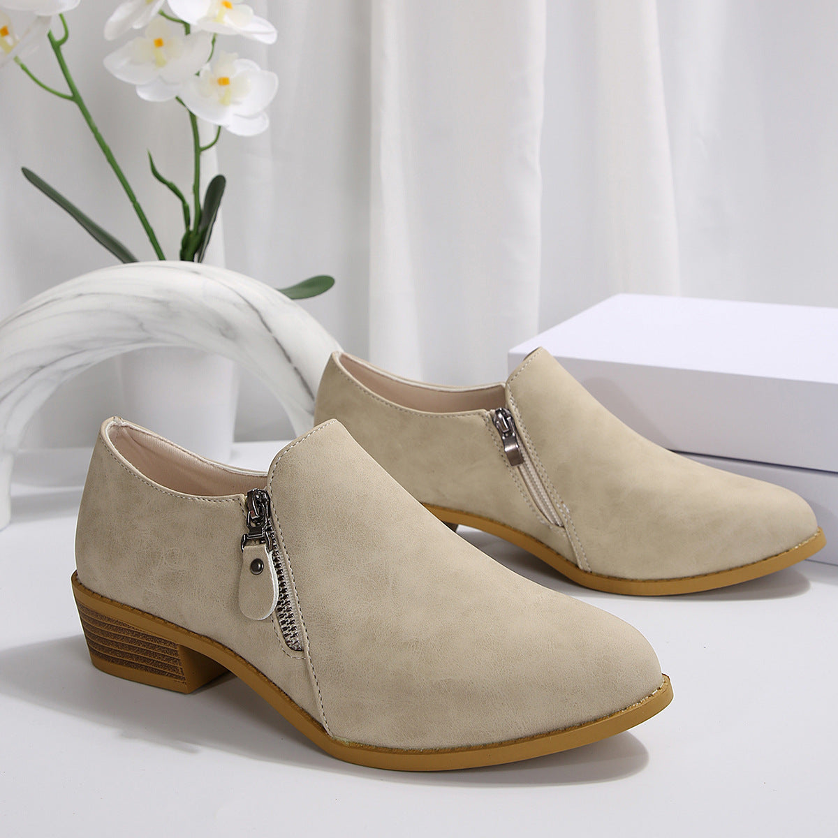 Bottines tendance pour femmes avec un design élégant de fermeture éclair Chic und Stil