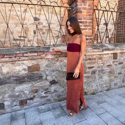 Robe maxi pour femmes avec un décolleté taille élégant et un design fluide Chic und Stil
