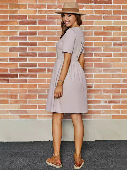 Robe en coton à manches courtes pour femmes Chic und Stil