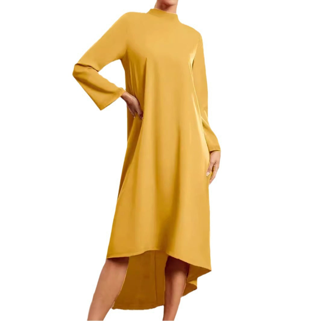 Robe maxi femmes avec coupe asymétrique et col montant Chic und Stil