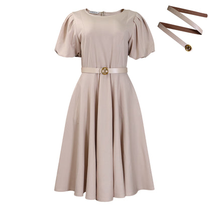Robe midi pour femmes avec des manches bouffantes et une ceinture ajustée Chic und Stil