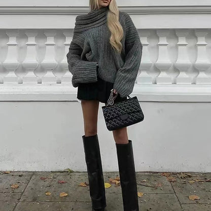 Pull en tricot douillet pour femmes avec un décolleté tendance à épaules dénudées Chic und Stil