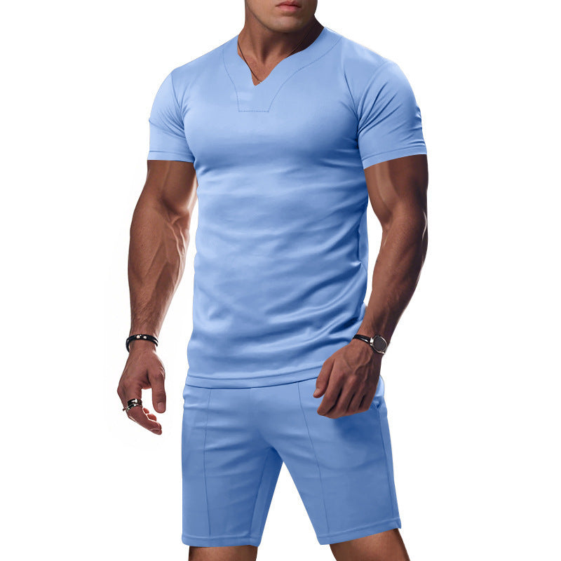T-shirt sportif pour hommes à col en V avec coupe ajustée Chic und Stil