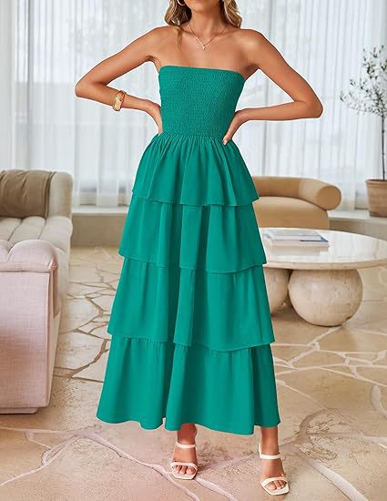 Robe maxi femme au design romantique en volants avec ceinture à la taille Chic und Stil