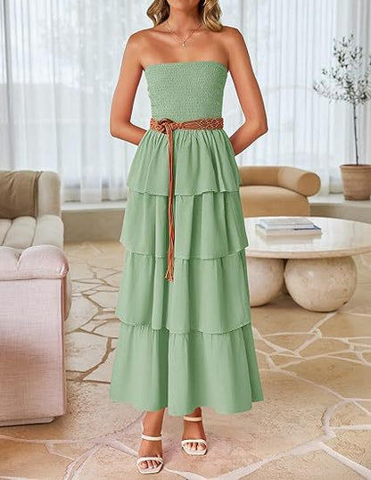 Robe maxi femme au design romantique en volants avec ceinture à la taille Chic und Stil