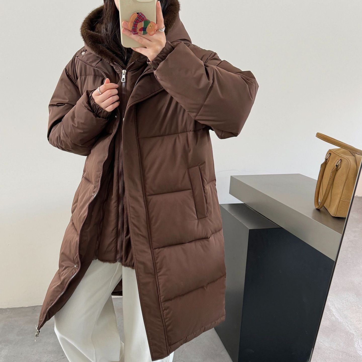 Dames élégant parka d'hiver rembourré avec col en fausse fourrure et poches pratiques Chic und Stil