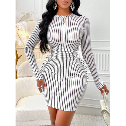 Robe ajustée femme avec fronces et motif rayé Chic und Stil