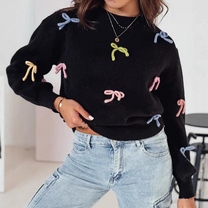 Pull en tricot pour femmes avec des appliques de nœuds ludiques et une coupe décontractée Chic und Stil