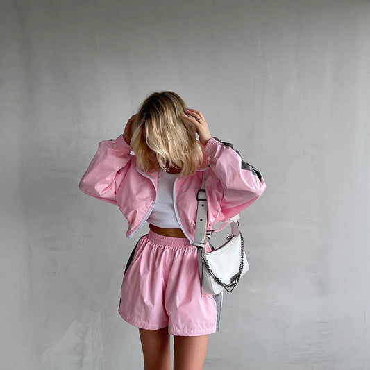 Ensemble de loisirs sportif pour femmes avec haut respirant et shorts Chic und Stil