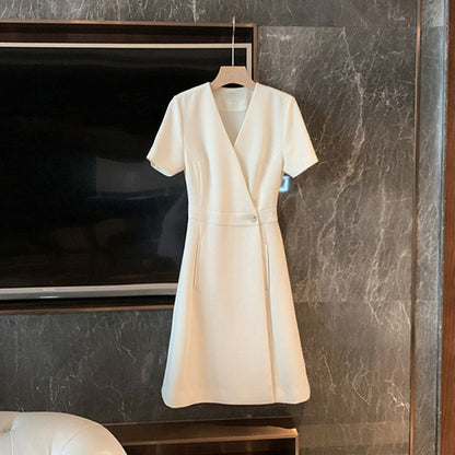 Robe enroulée élégante pour femmes avec poches Chic und Stil
