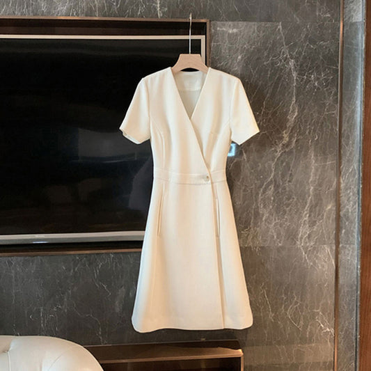 Robe enroulée élégante pour femmes avec poches Chic und Stil