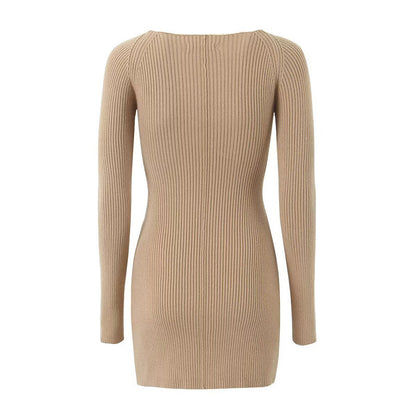 Robe ajustée à côtes pour femme avec des détails découpés et des manches longues Chic und Stil