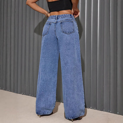 Jean flare femme avec des détails détruits à la mode Chic und Stil