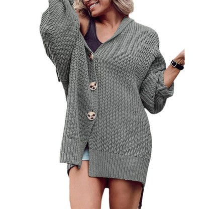 Veste en grosse maille pour femmes avec des manches larges et une capuche Chic und Stil