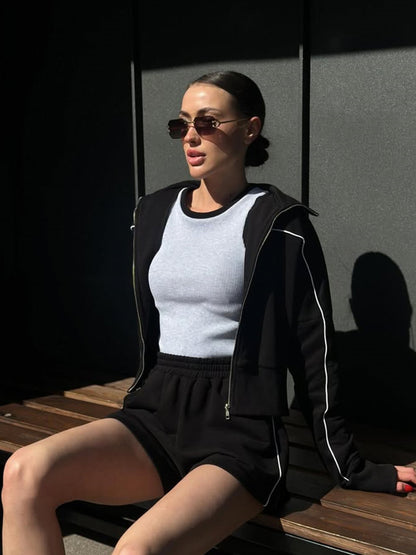 Ensemble débardeur et shorts de loisirs pour femmes Chic und Stil