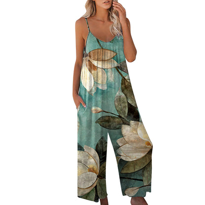 Women's summer jumpsuit with floral design and practical pockets. Chic and stylish.