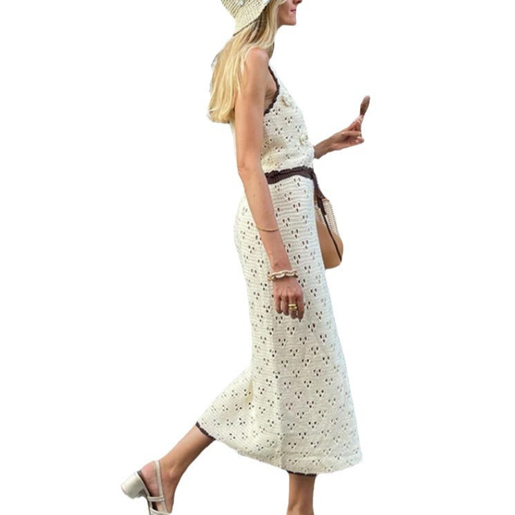Robe en crochet pour dames avec des fentes aérées et des détails élégants Chic und Stil