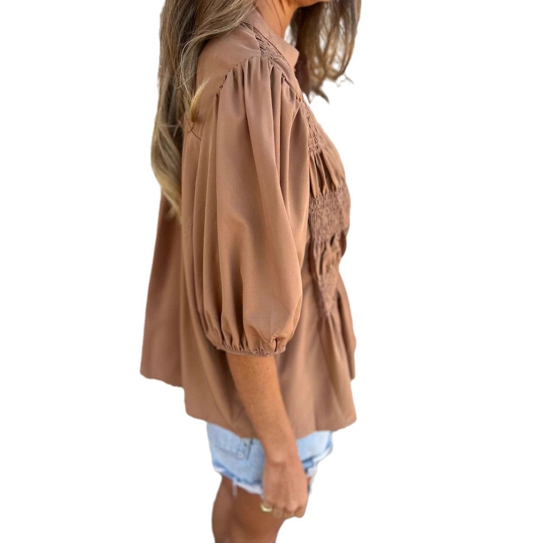 Chemisier pour femmes avec détail froncé et fermeture à boutons Chic und Stil