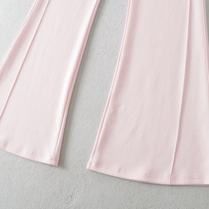 Women’s flared lounge pants with a high waist and practical side pockets Chic and Style