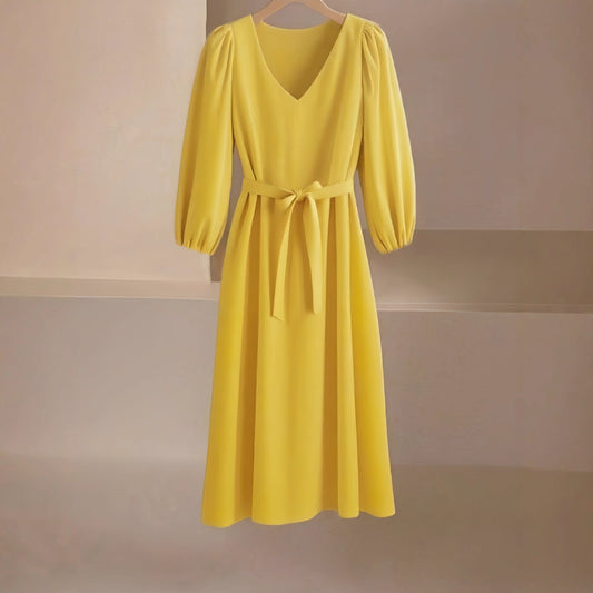 Robe maxi femme avec décolleté en V et élégantes manches bouffantes Chic und Stil