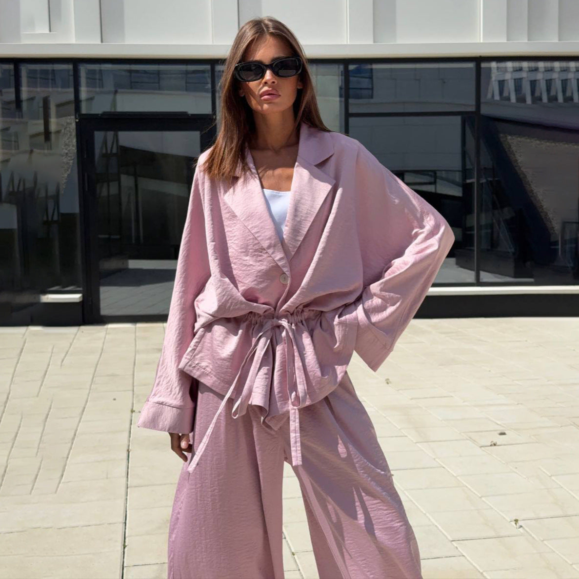 Oversized jacket for women with wide sleeves and matching pants Chic und Stil