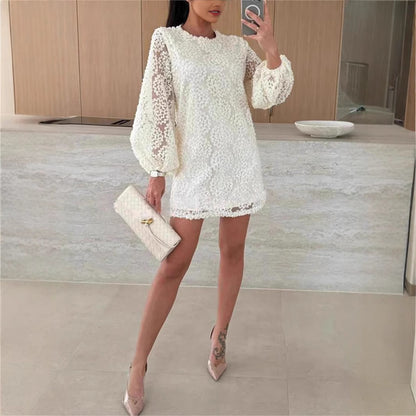 Robe mini en dentelle florale transparente pour femmes Chic und Stil