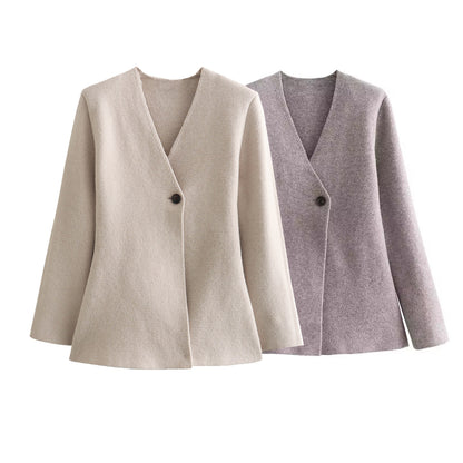 Dames élégante cardigan en tricot avec coupe asymétrique et détail de bouton Chic und Stil