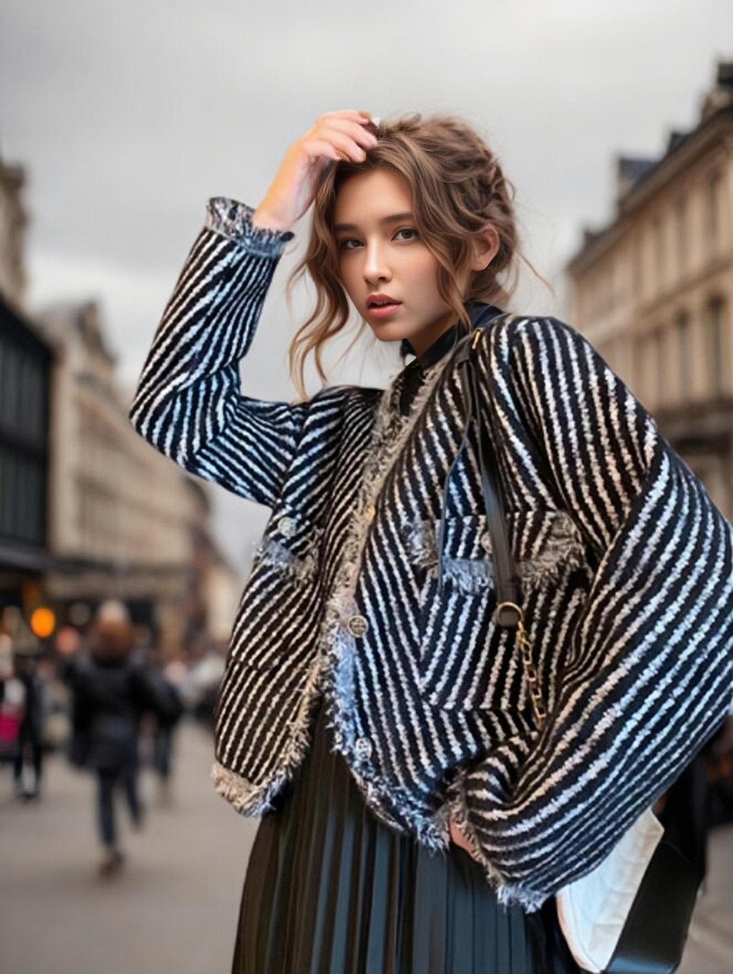 Veste en tricot cocon pour femmes avec détails de boutons et motif à fine structure Chic und Stil