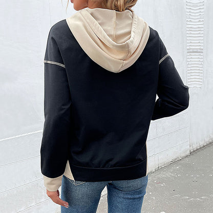 Pull à capuche décontracté pour dames avec design pratique de poches kangourou Chic und Stil