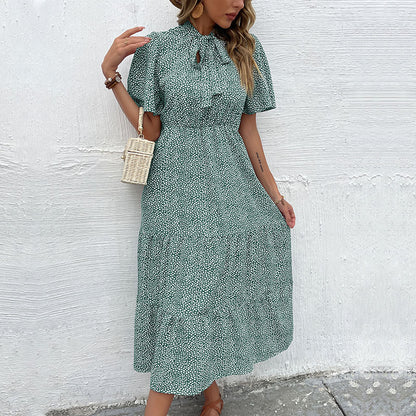 Robe maxi à volants pour femmes avec col à nœud Chic und Stil