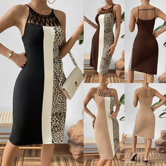 Robe élégante ajustée pour femmes avec des détails découpés et un motif léopard Chic und Stil
