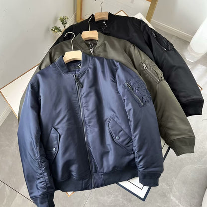 Veste aviateur en faux cuir intemporelle pour femmes avec poches pratiques Chic & Stil