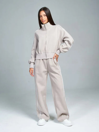 Dames Ensemble de sport lounge de haute qualité avec col montant Chic und Stil