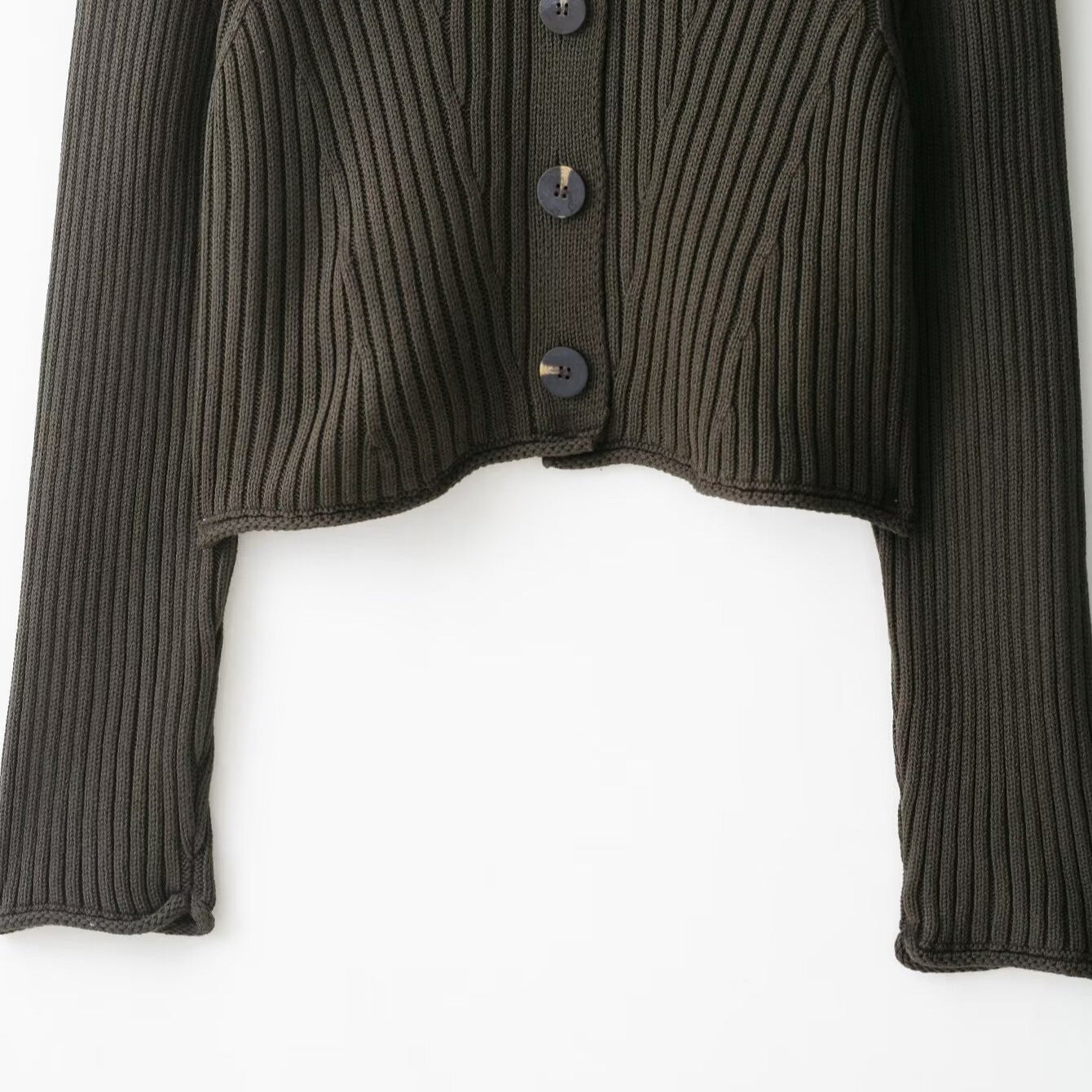 Dames gilet en maille cropped avec un élégant motif en côtes Chic und Stil