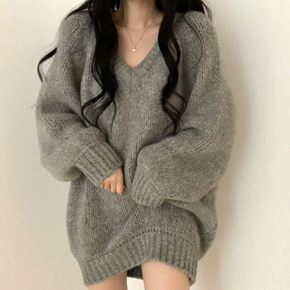 Pull-over décontracté oversized pour femmes avec décolleté en V profond et matière en tricot douce Chic und Stil