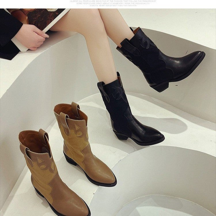 Bottes western pour femmes avec des détails découpés à la mode et un talon bloc robuste Chic und Stil