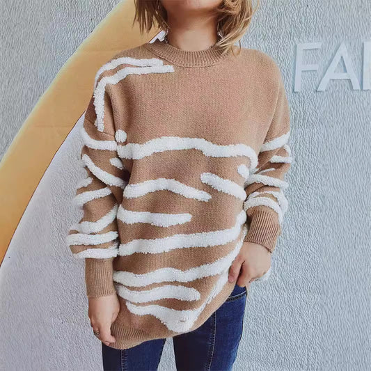 Pull en tricot décontracté pour femmes avec un motif moderne de rayures zébrées Chic und Stil