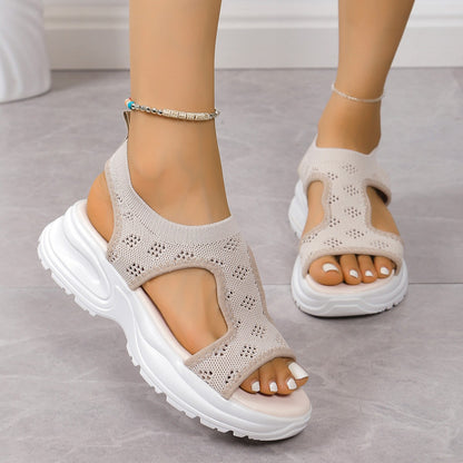 Sandales de sport confortables pour femmes avec dessus en matériau respirant et semelle antidérapante Chic und Stil