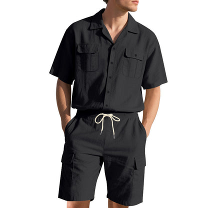 Tenue de loisirs pour hommes avec chemise décontractée et shorts cargo pratiques Chic und Stil