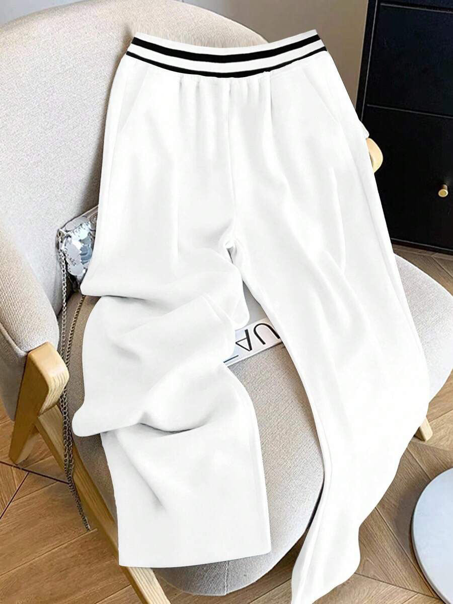 Chic and Style Women's Sports Pants