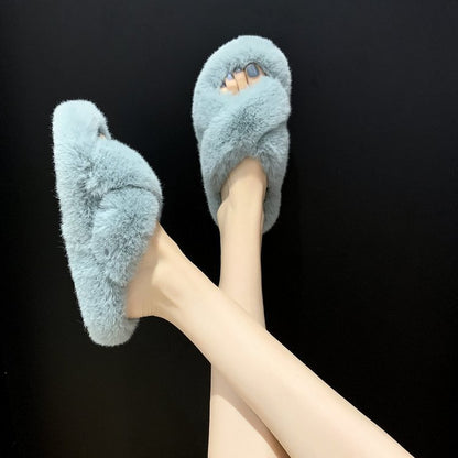 Women soft slippers with reversed straps and ergonomic sole Chic and Style