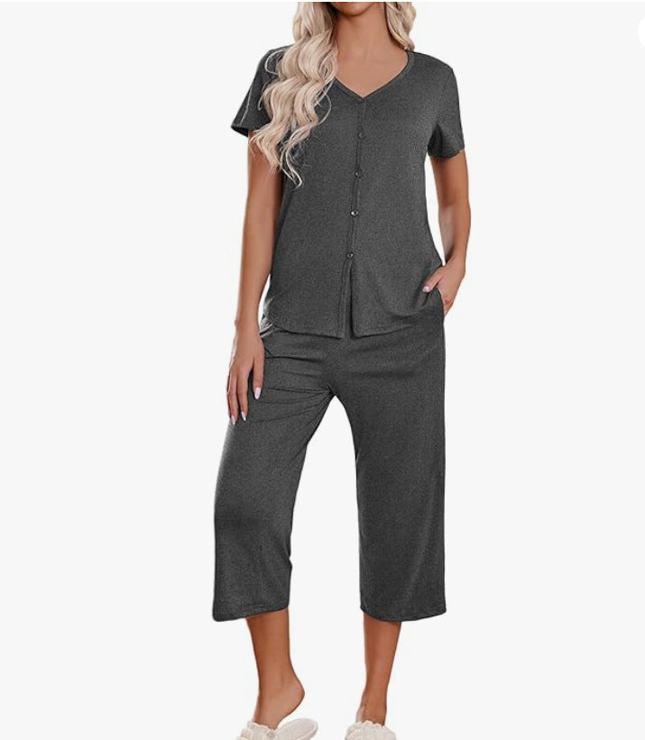 Women's pajamas set with short sleeves and comfortable pants Chic and Style