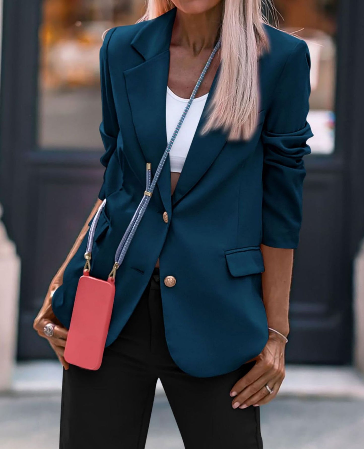 Dames Blazer élégant à boutonnage simple avec boutons dorés et coupe cintrée Chic und Stil