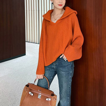 Casual pullover for women with hoodie and wide sleeves Chic and Style