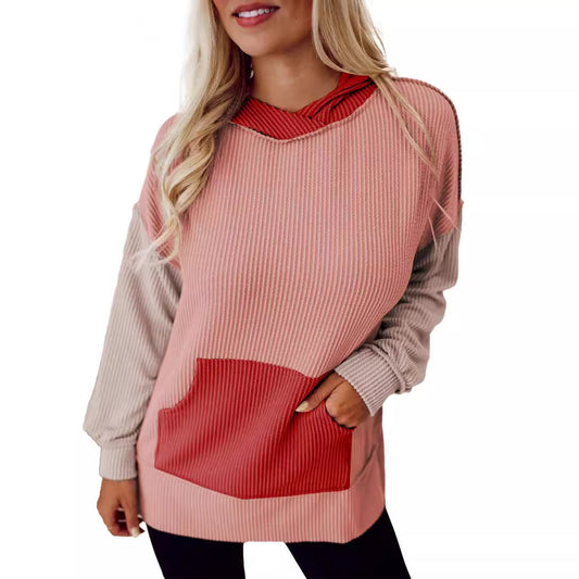 Pull à capuche décontracté pour femmes avec un design structuré et des poches pratiques Chic und Stil