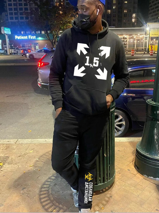 Men's hoodie and jogger pants set with trendy Chic und Stil print