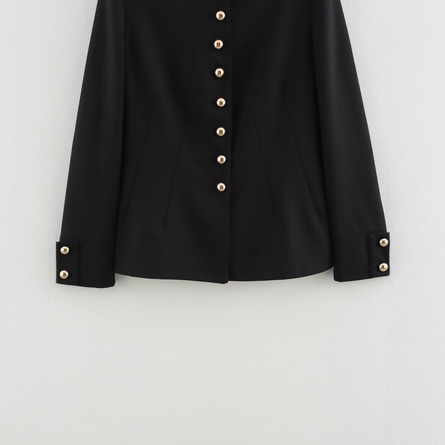 Dames élégante veste matelassée avec col montant et boutons dorés Chic und Stil