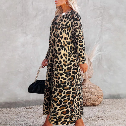 Robe maxi femme avec un motif léopard tendance et un design élégant à enrouler Chic und Stil
