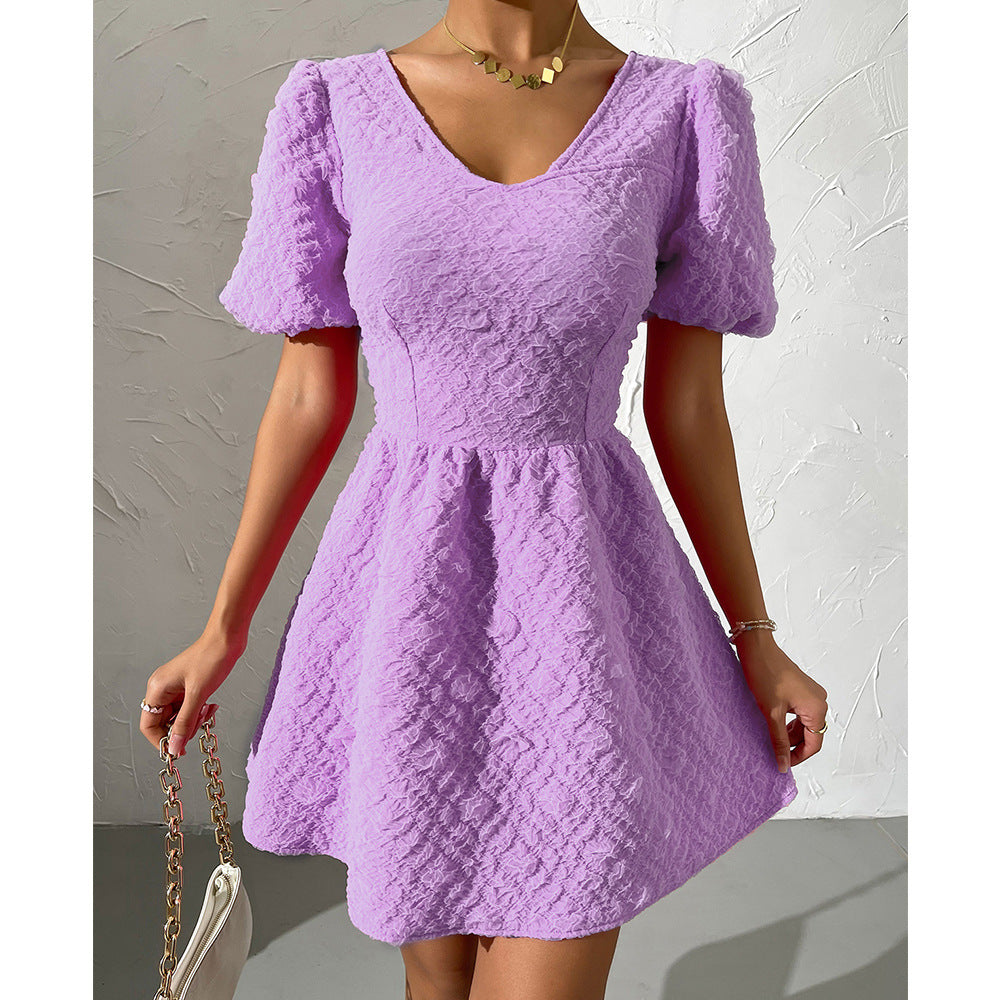 Robe fourreau pour femmes avec des manches bouffantes et un design structuré Chic und Stil